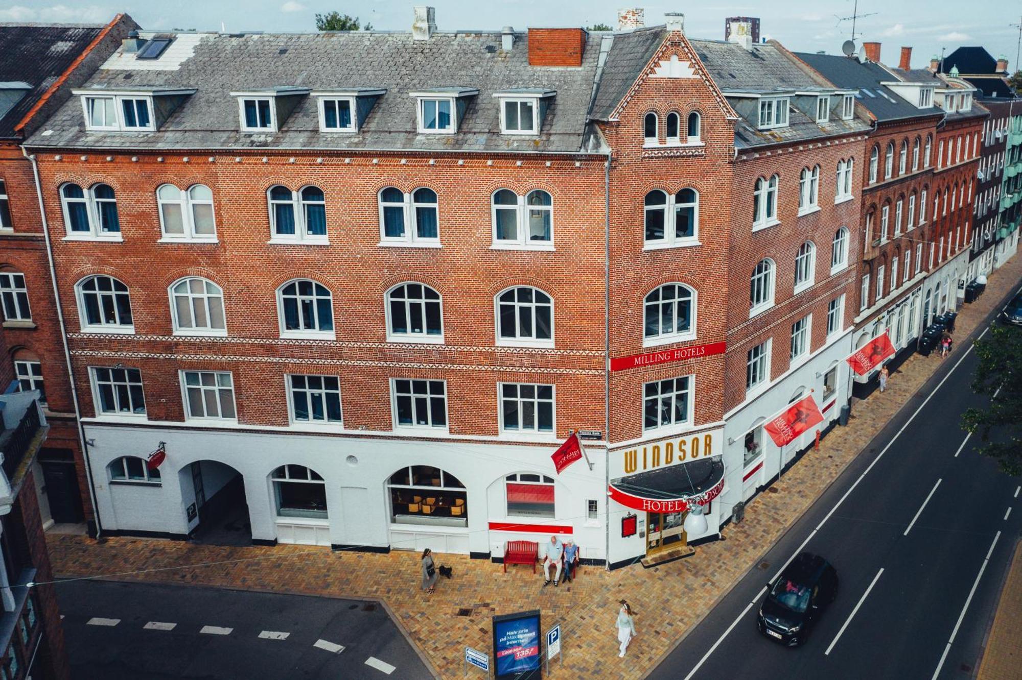 Milling Windsor